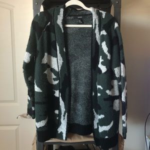 Forever 21 camo cardigan